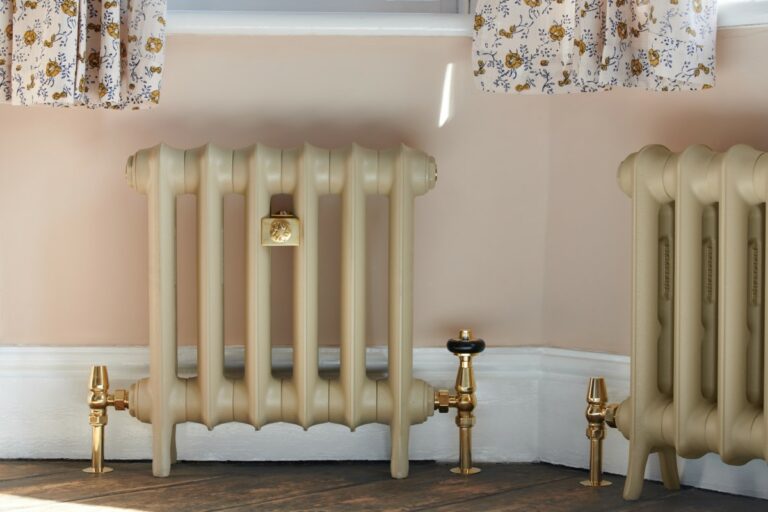 Bay window Emmeline I 465mm cast iron radiator in Paint & Paper Library Truffle